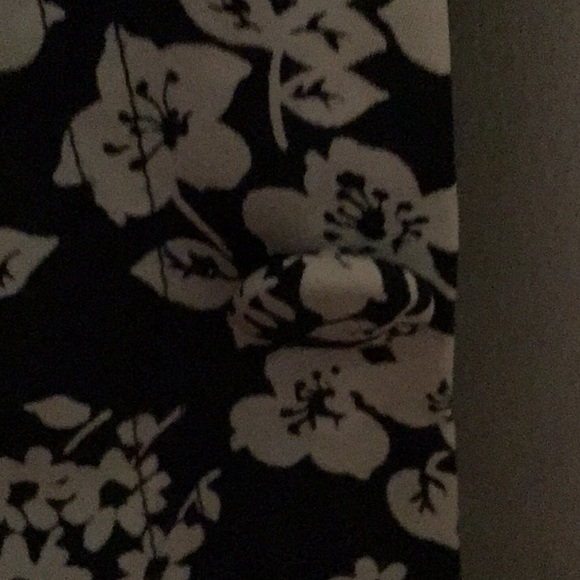 Dress - Picture 3 of 5